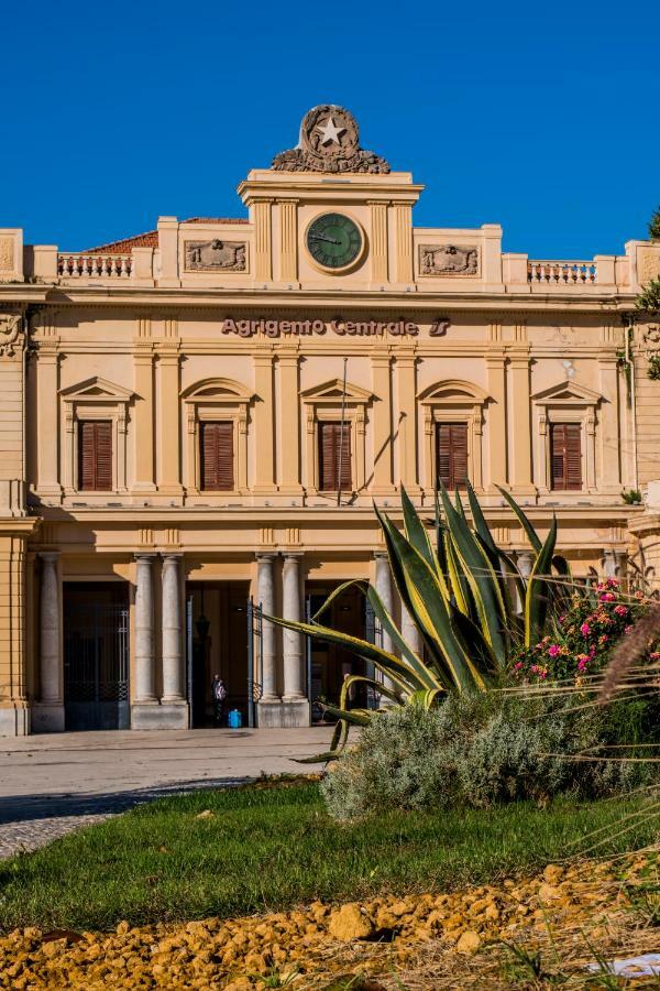Antica Akragante Apartment Agrigento Con Parcheggio ภายนอก รูปภาพ
